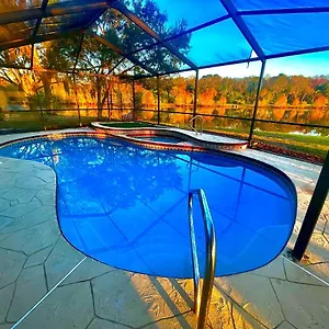 tampa-golf-course-oasis-with-pool-4-bedrooms.hotelstampa.org/